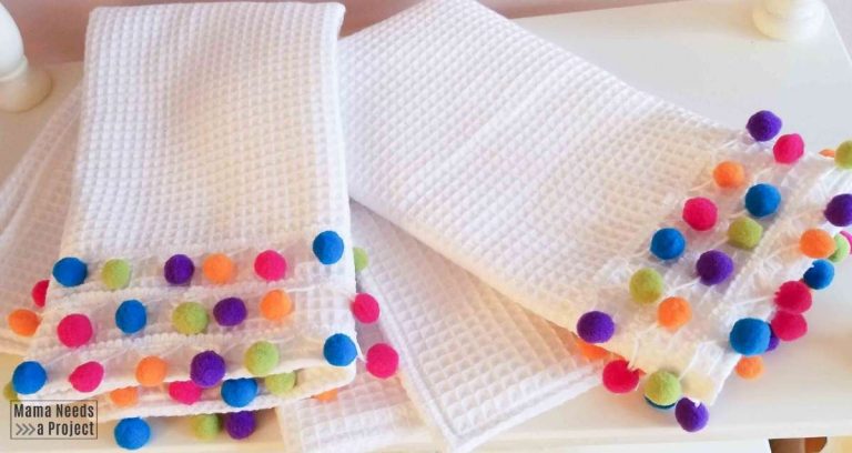 DIY Pom Pom Towels