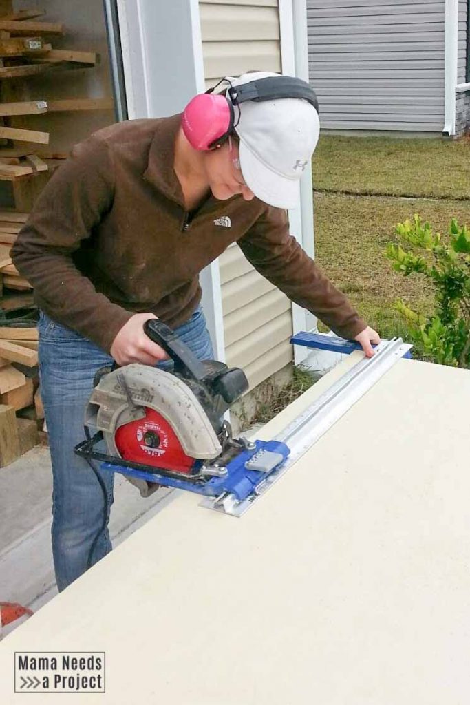 How To Cut Straight With A Circular Saw, Using Circular Saw Without Table