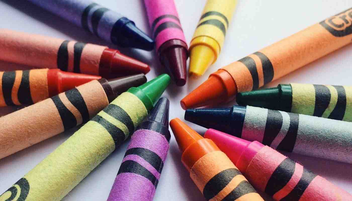 How to Get Crayon off Wood